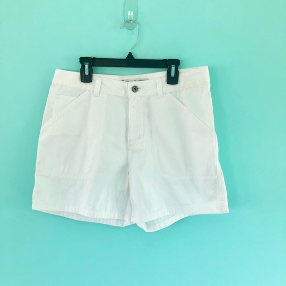 Tommy Hilfiger Shorts - Picture 2 of 5